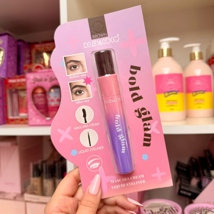 delineador y mascara de pestañas cafe